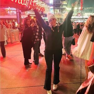 Meet your Posher, Taylor